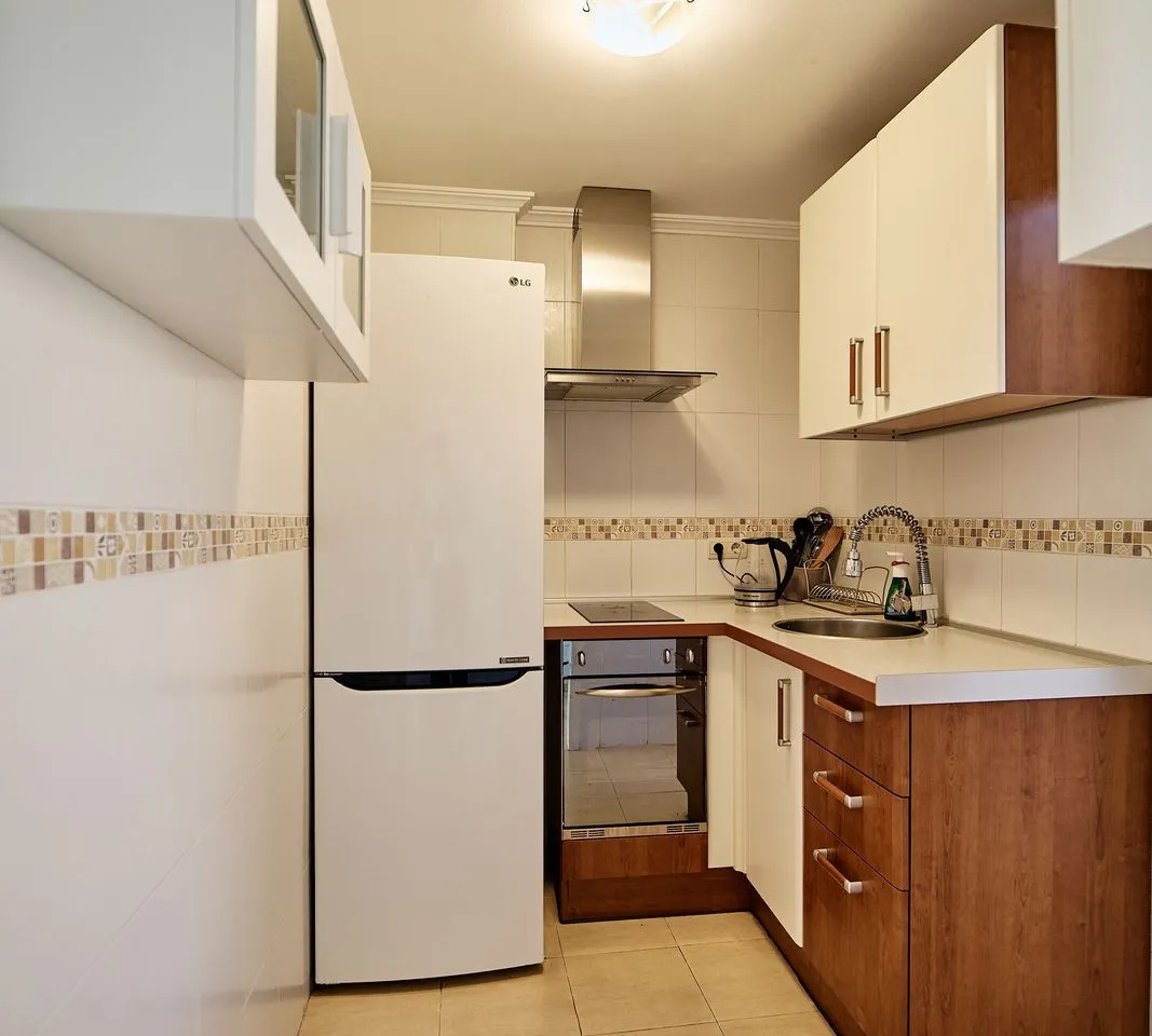 037cb894-4bce-4ed3-bac1-60355063c5cc