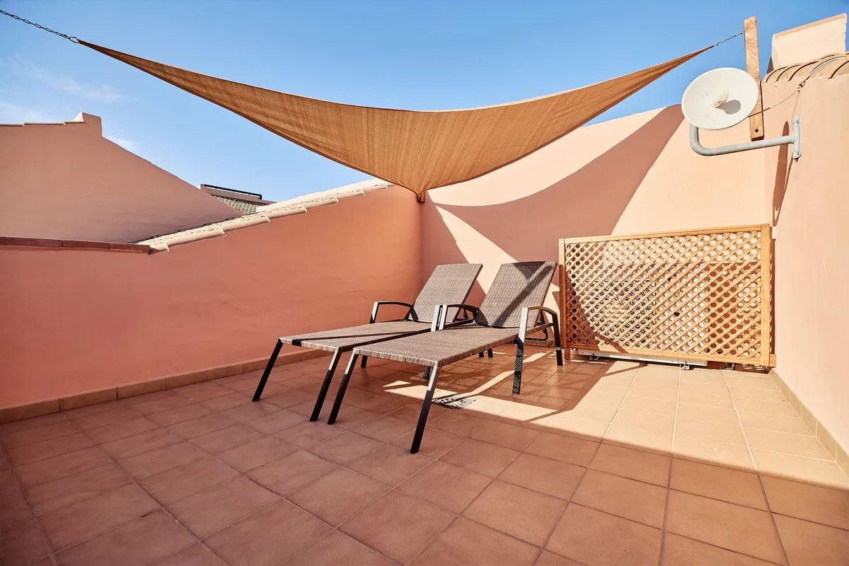 7ae8b5d0-20eb-410f-8957-ae6496b3a1cf