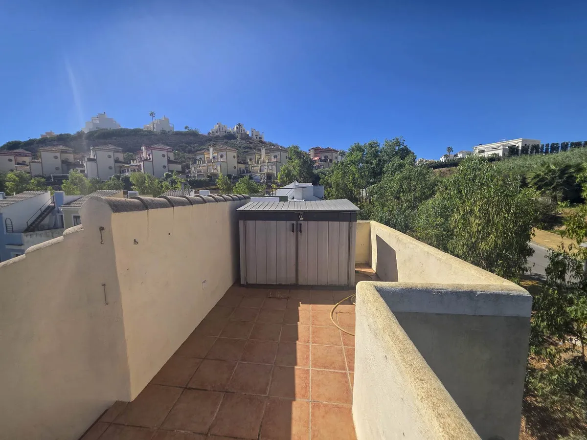 1ee8e0b7-29e1-414e-96e2-a73d3d0c7de9