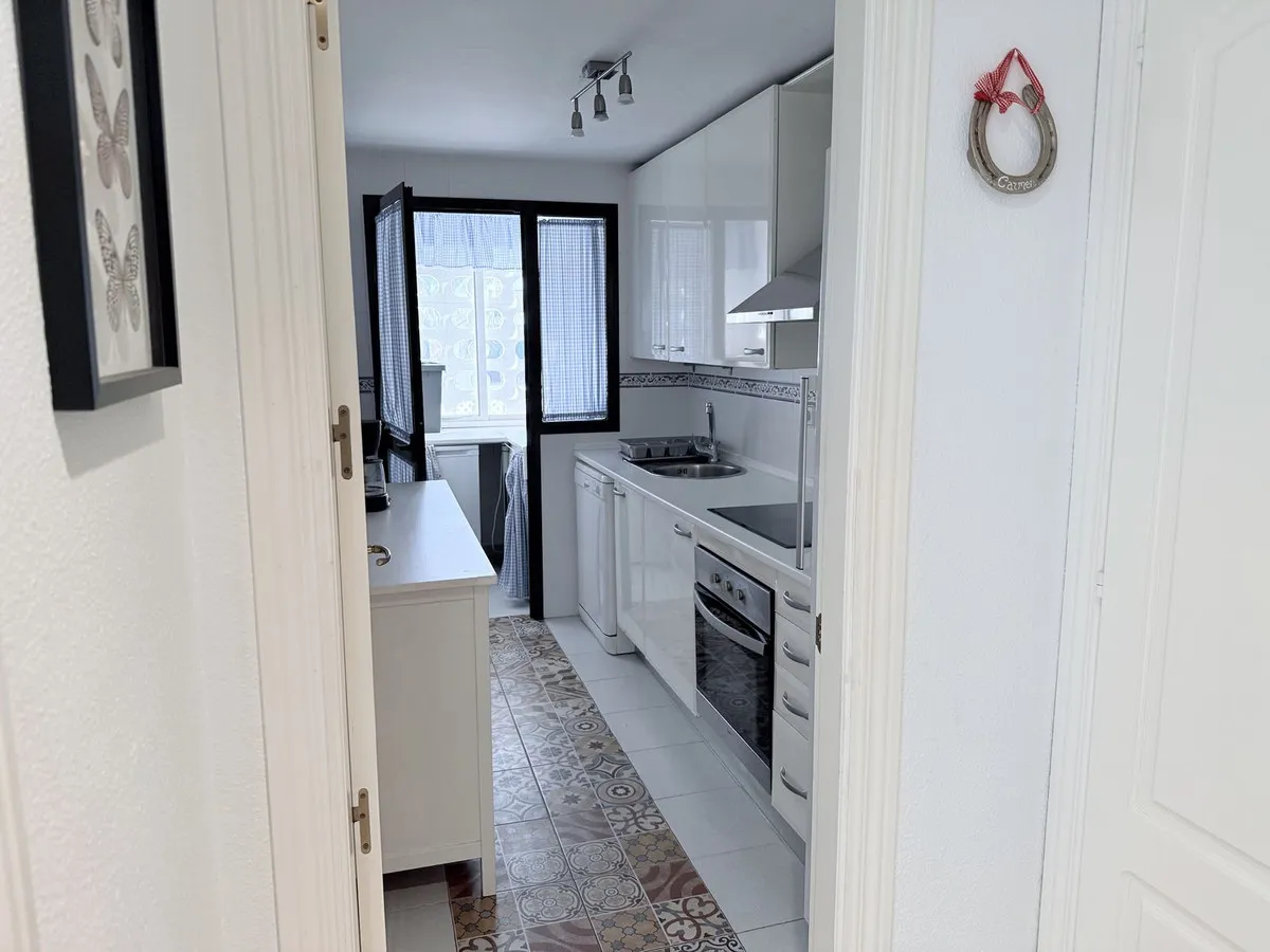 06ab1444-bf17-42e4-960b-c5c995c2f941