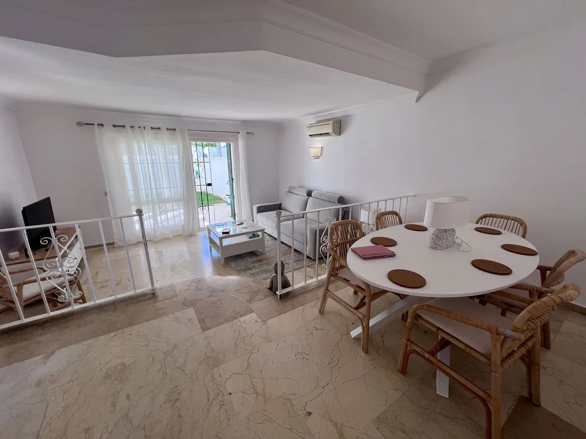 15ae41dc-b2bf-48fa-90d6-a135dd1f85da