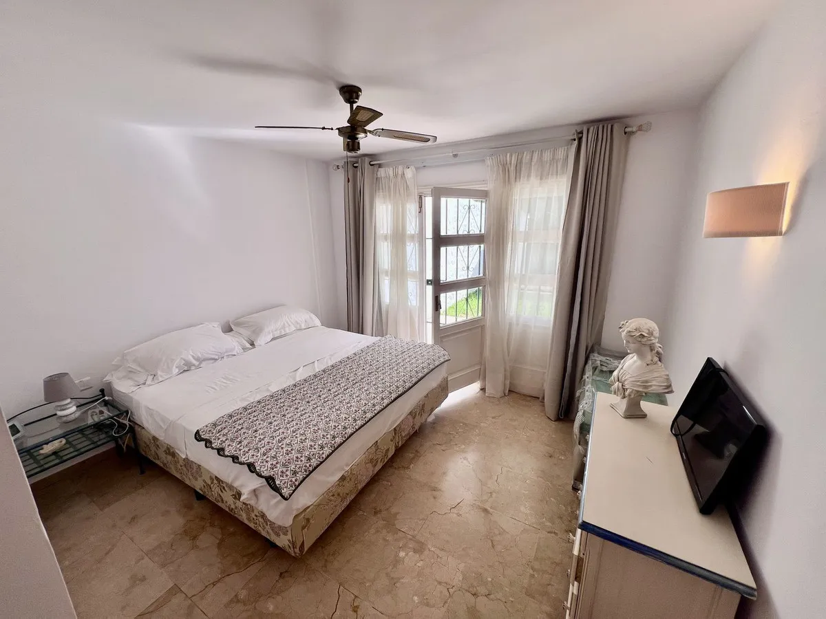 fb61978e-c5c0-4a07-8a0c-c279179479ab