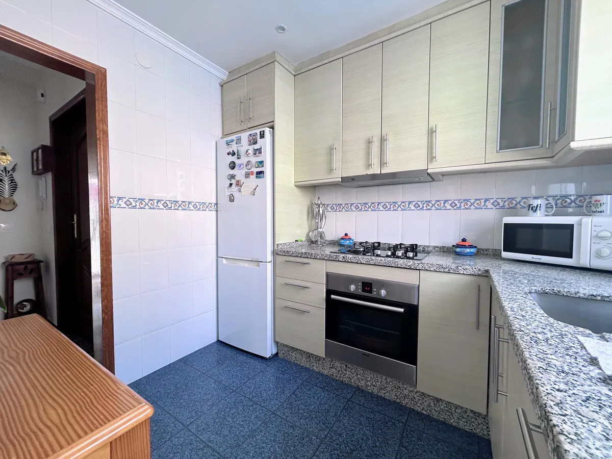 d542eb50-38d8-4fc3-849c-5caf985aff33