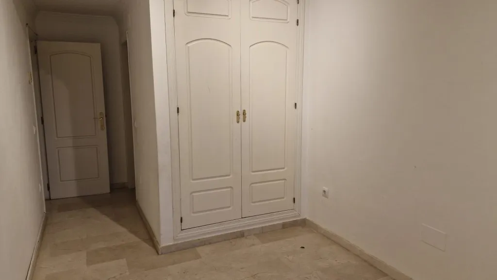 39734d12-b8df-4820-a727-4d256842e1e8