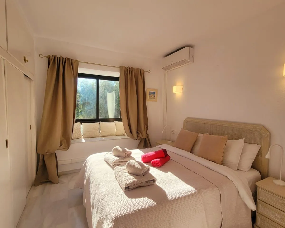 e18e9e7d-c2de-419d-b820-a4eef55a3b09