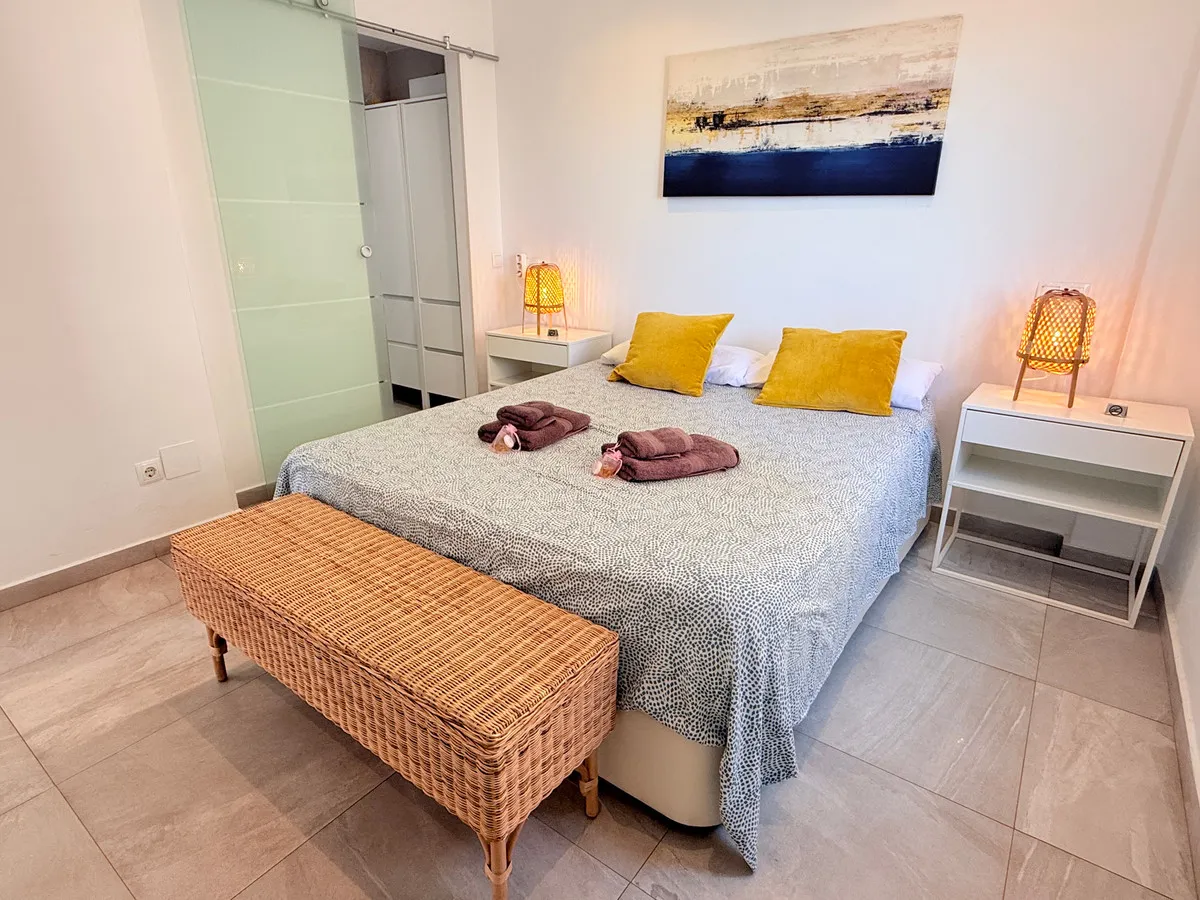 1ccb0962-d3e4-4964-9cd4-9cf152e0d182