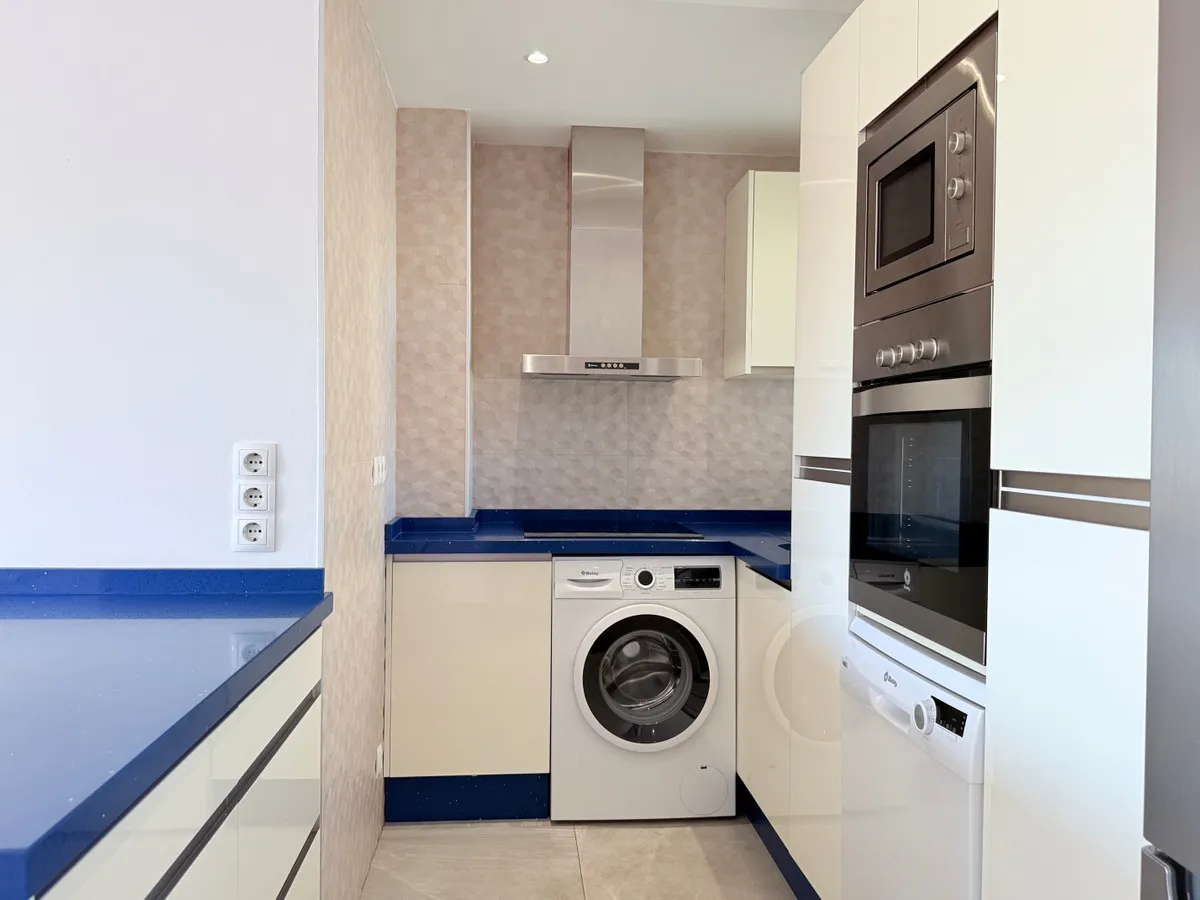 273028c0-7a5f-4b2f-9394-3663588cb0c3