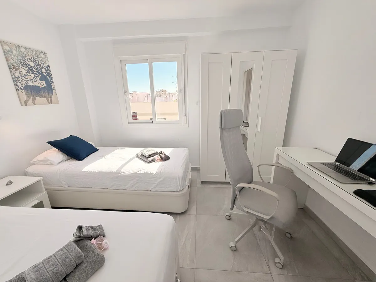 d0fc262f-f00c-4fa3-8661-72bec5bdff2a