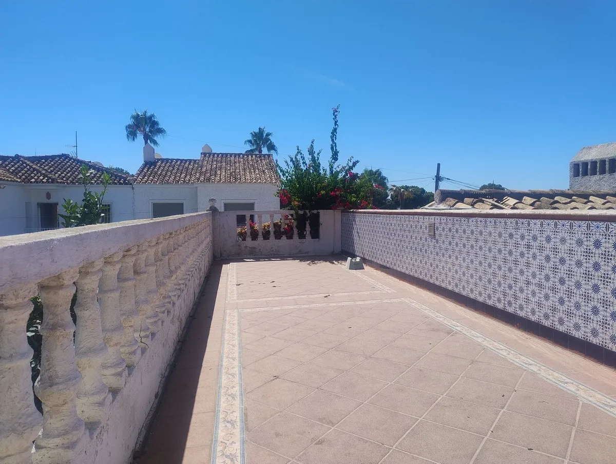 3d7bcc9f-1541-4024-8e42-5e22e59288f1