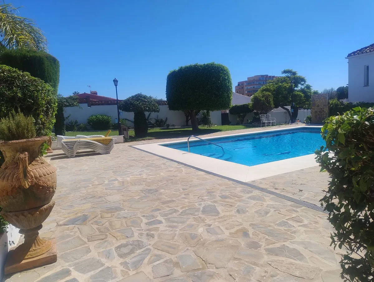 d3bc2d6c-6f3d-4c0b-a7ef-b2552ab63fc1