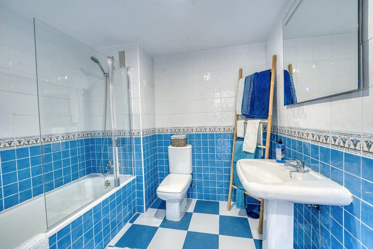 1c189f52-8627-48f5-a081-05f9f449a55f