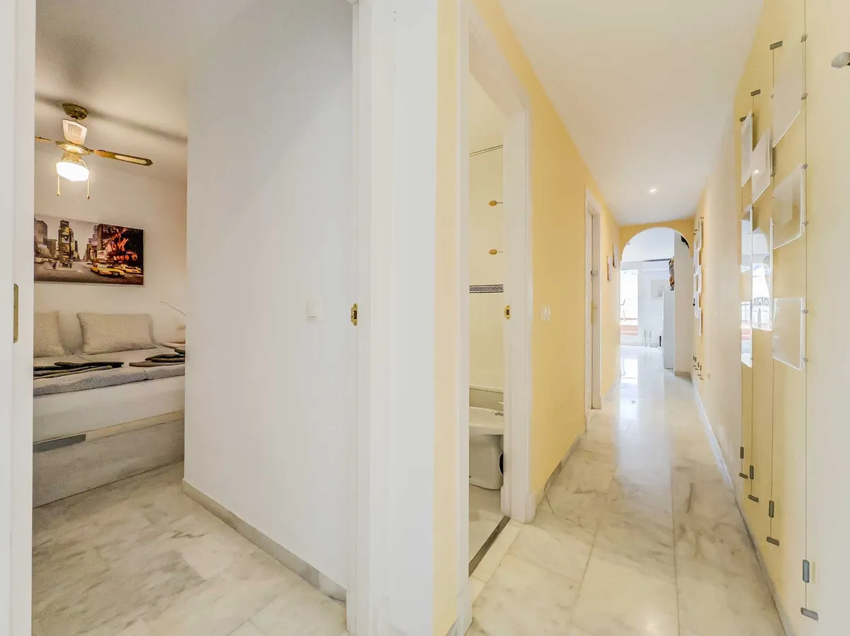 1861ba9c-5e55-43f8-9572-570053f67c49