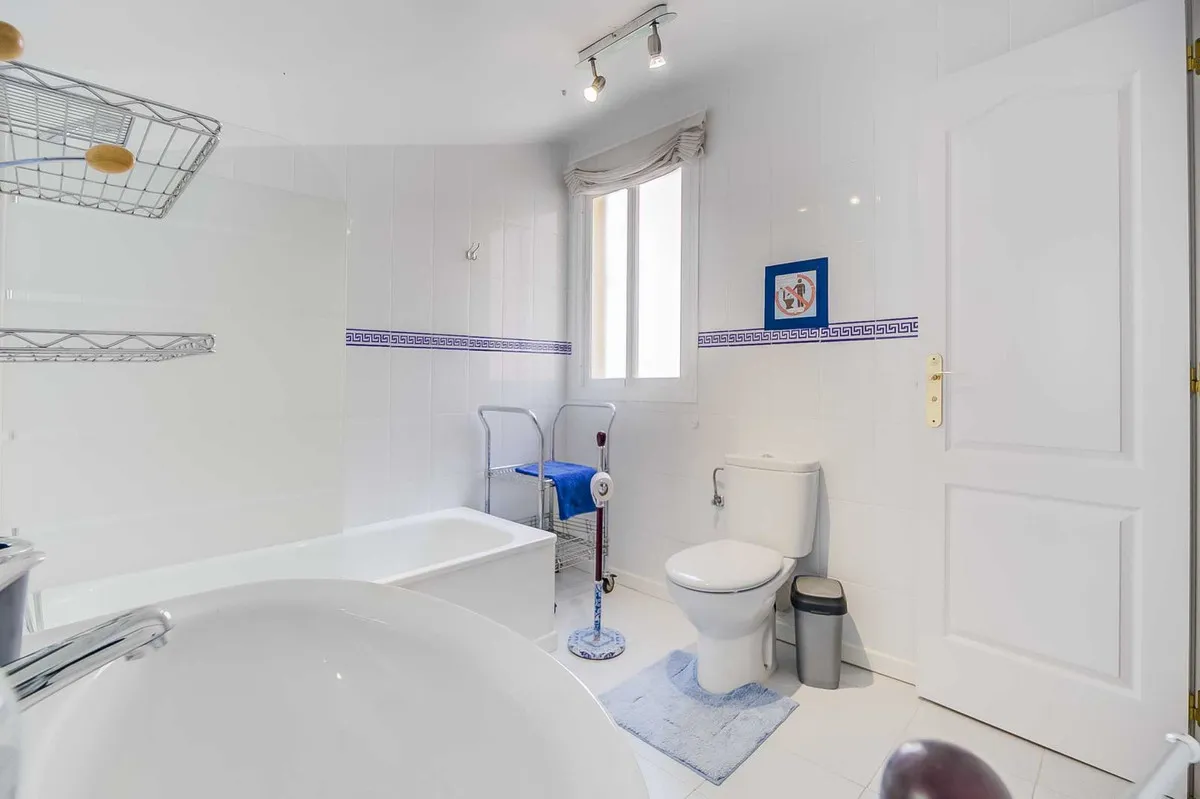 443bc4eb-8bf6-4580-bbce-52390ceff0ad