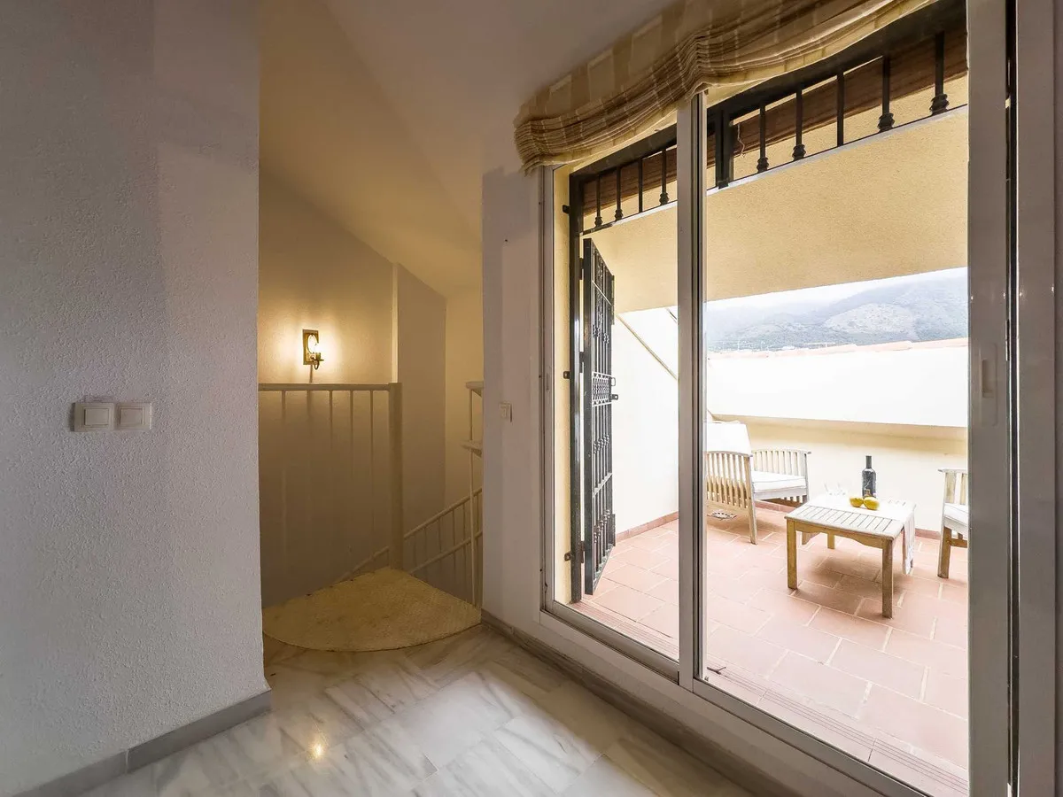 6c11c59a-7c0d-43dc-a70e-38812e944838