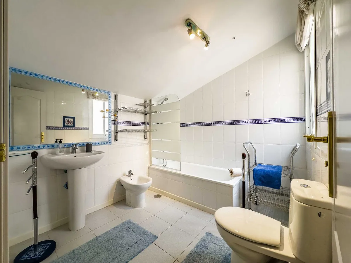 7fcb5733-b535-4a49-a11e-7153eed9a234