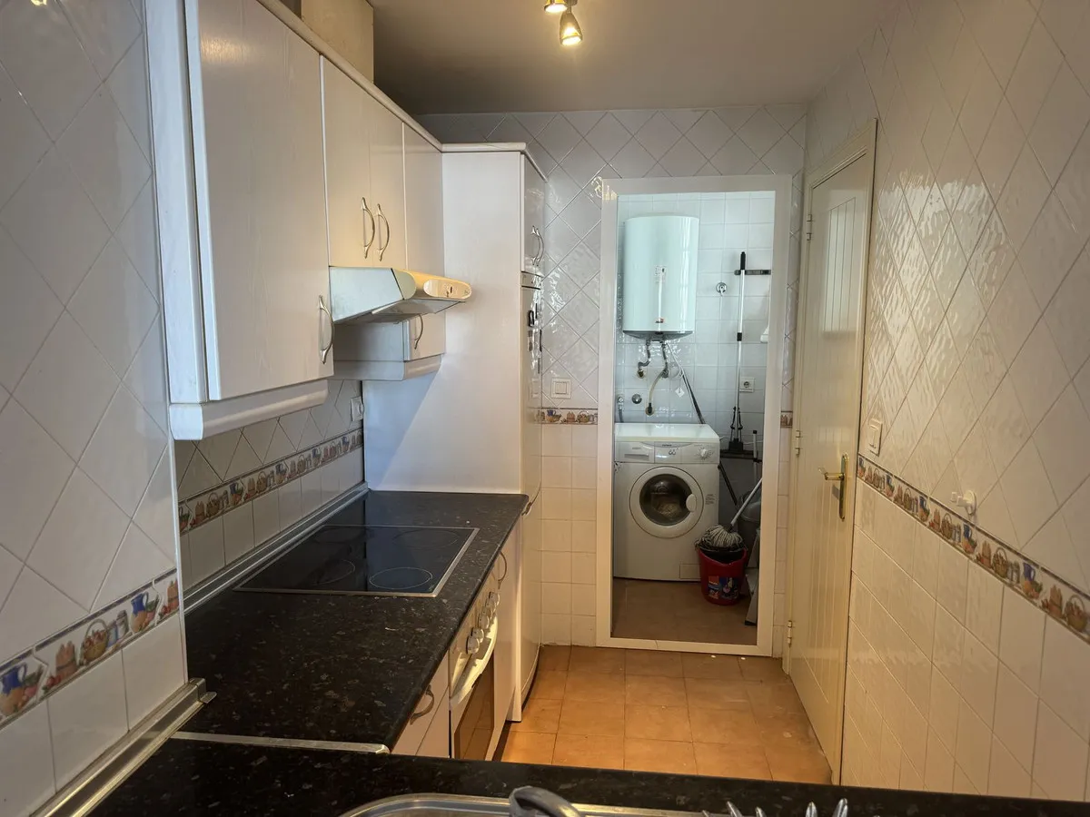 6affa0cc-4b4e-4149-bf9f-e90ceb3c4530