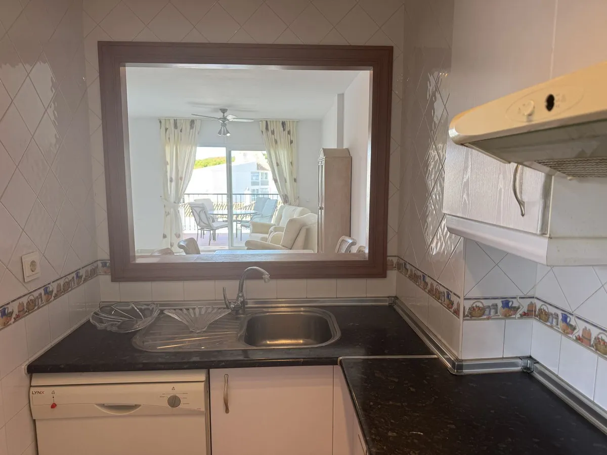 ded7c641-053f-4e9b-8985-9a9d6a84a162