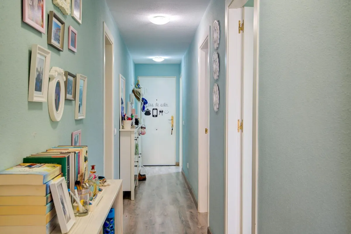 5716ed1b-b3ea-465b-96b1-6641958f3e3e