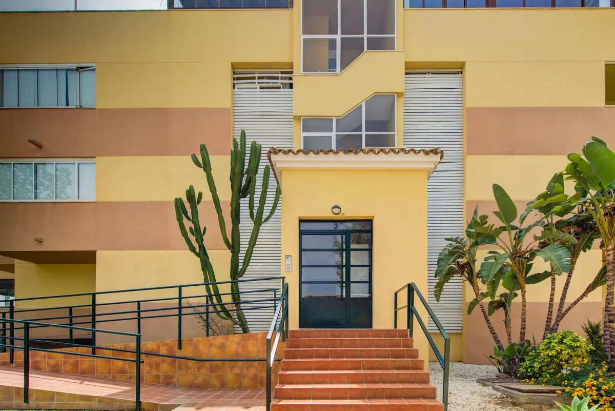 7dc63053-04ef-46c1-9a3f-ee052a5ebe85