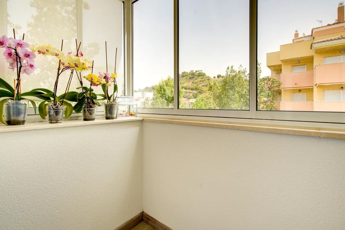 c2e3b2e6-7541-4f80-bc63-3270e63d9332