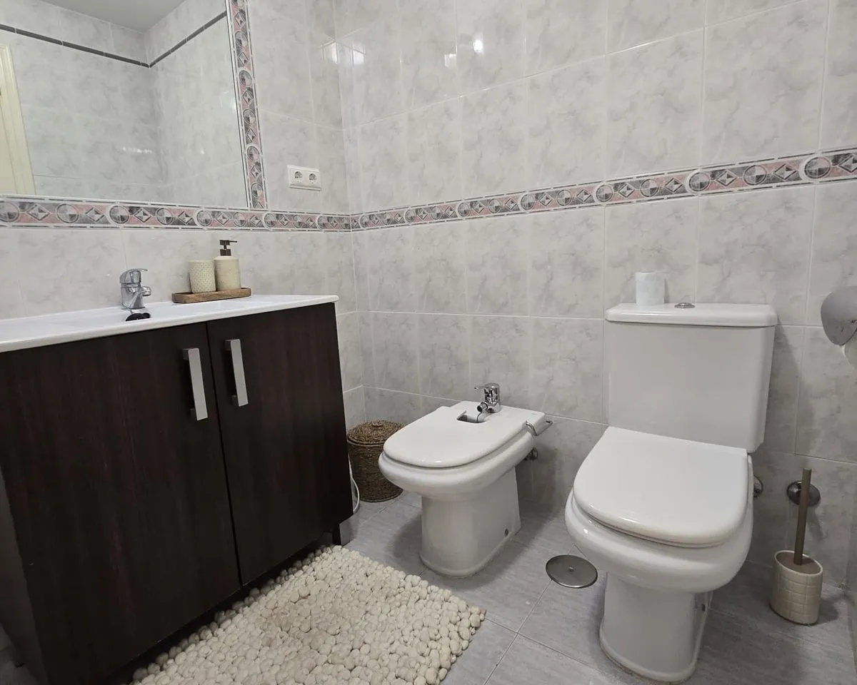 11fe05ba-e375-4fff-81ed-8e466215a4e2