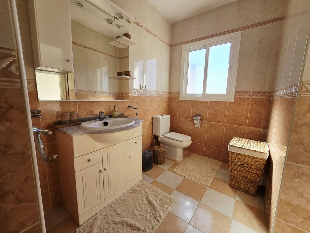 1ad52370-baf2-47c6-bb4e-6aabaebad2ce