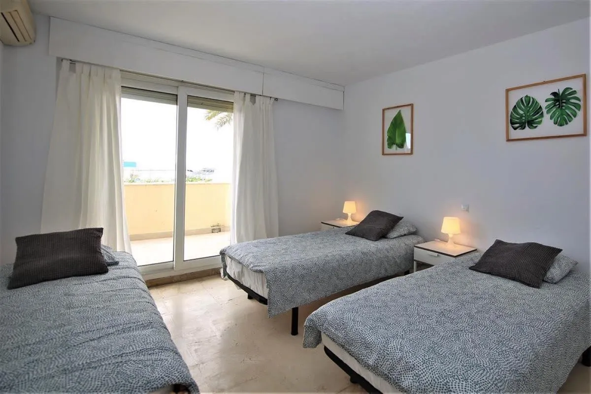 16a5e97a-3473-48c3-b4e2-a1e1c076feed