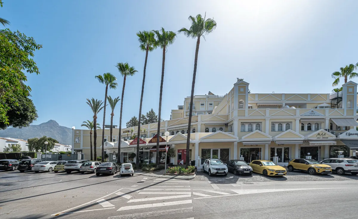 1940838f-788b-4f1c-8a81-642a84c4fa0a