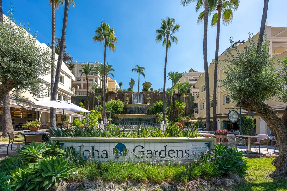 31ff7802-7822-4c5e-b688-d680a6337634