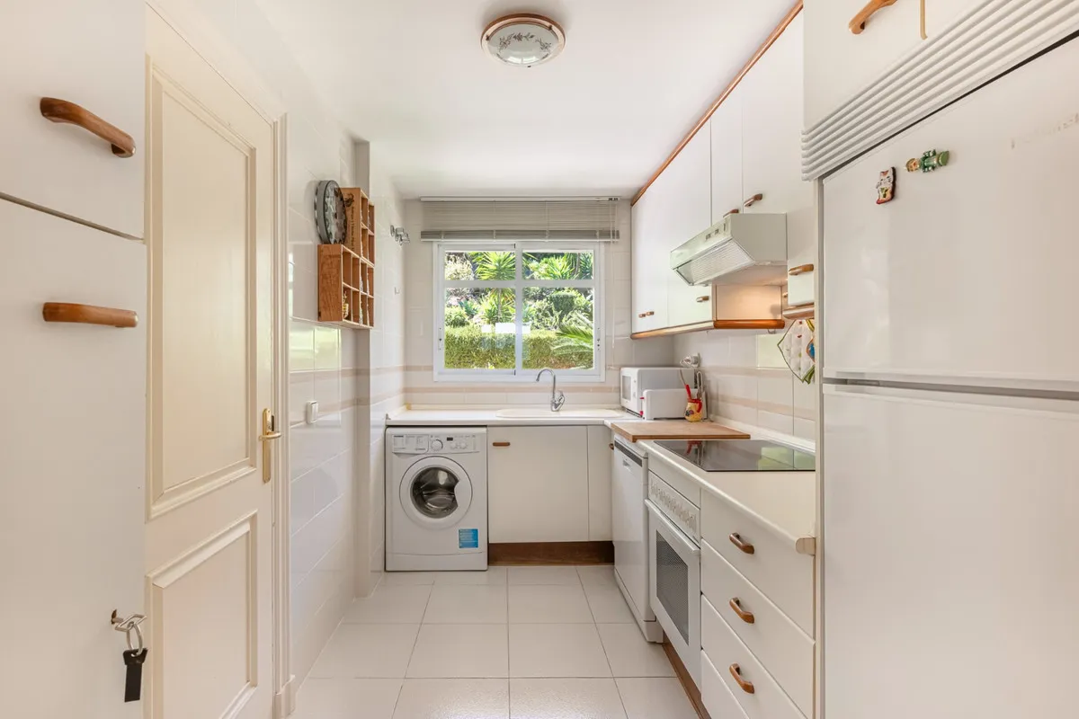 42be5f05-94e9-48cd-b044-3317acd1b95b