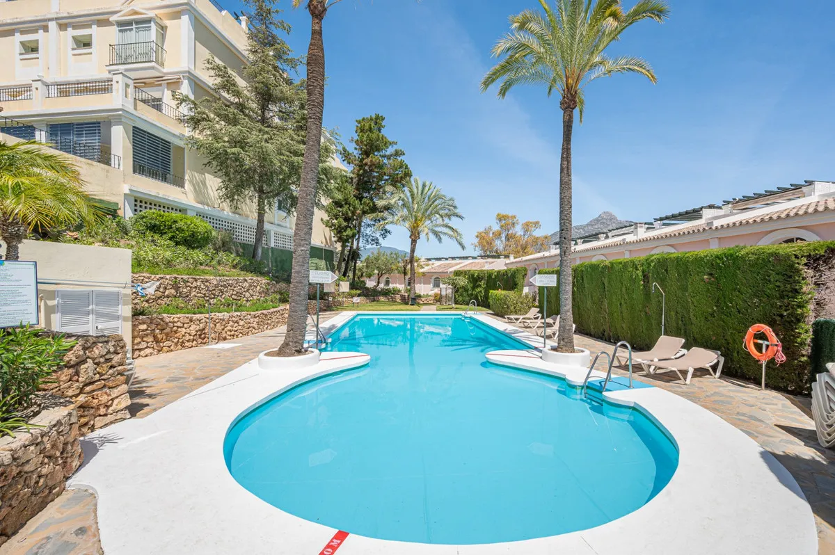 913ce320-350a-4e19-9958-d8a3c16a31a5