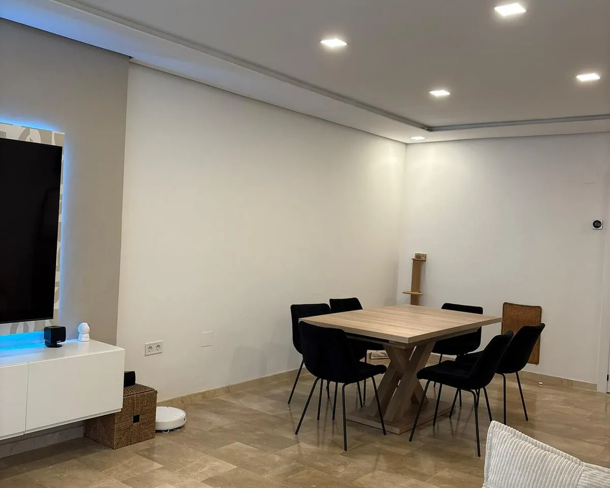 f9c33c01-fcaa-49df-b21b-90634a0998d3