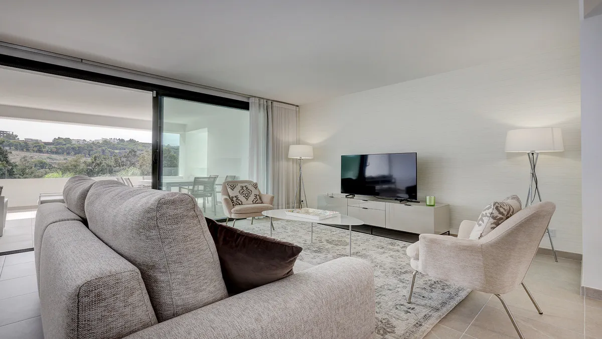 0ac87d45-c450-408a-95e8-a2d1776495dc