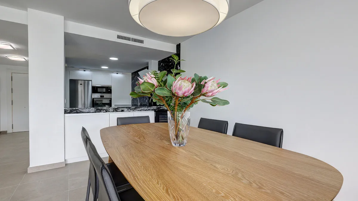 61b361a4-24c0-4aa4-85db-5ab249601599