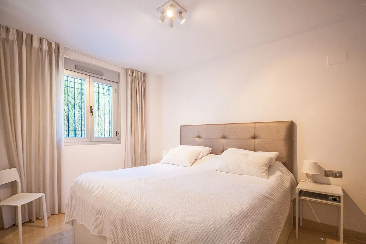 c4e8a8ff-547e-4133-88b7-3d8e959ca099