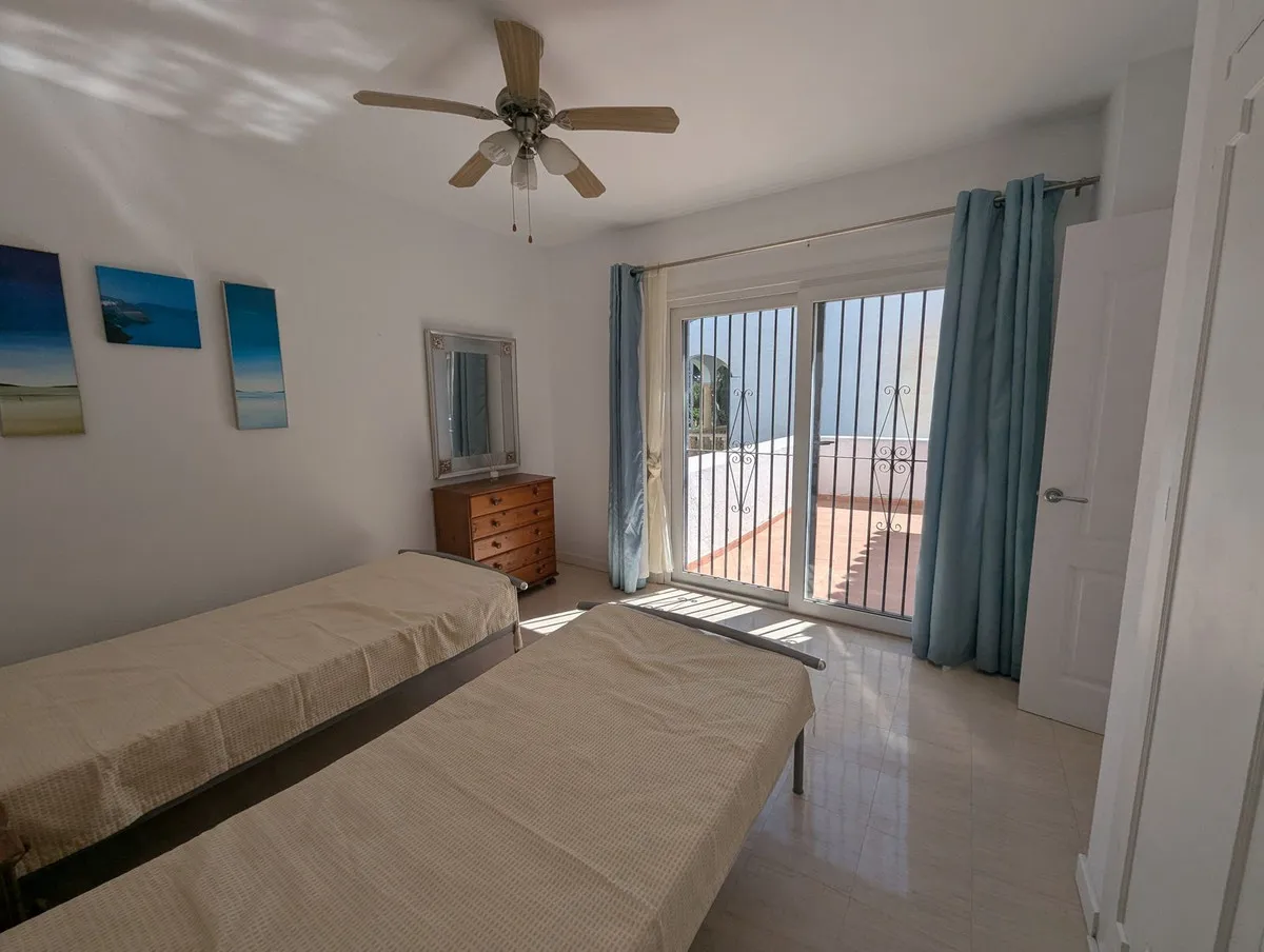 0d169745-d978-48d3-954c-b44732390877