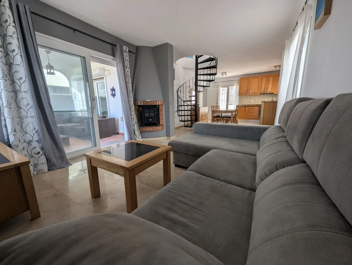 674a0f75-1cb3-415d-8a5c-61263ec8e7ea