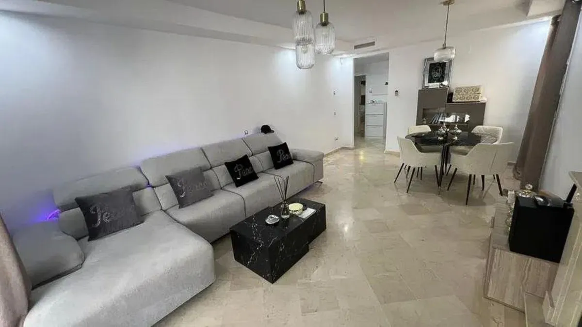 2764bea8-fc64-4b33-b1a6-d81aa605e739