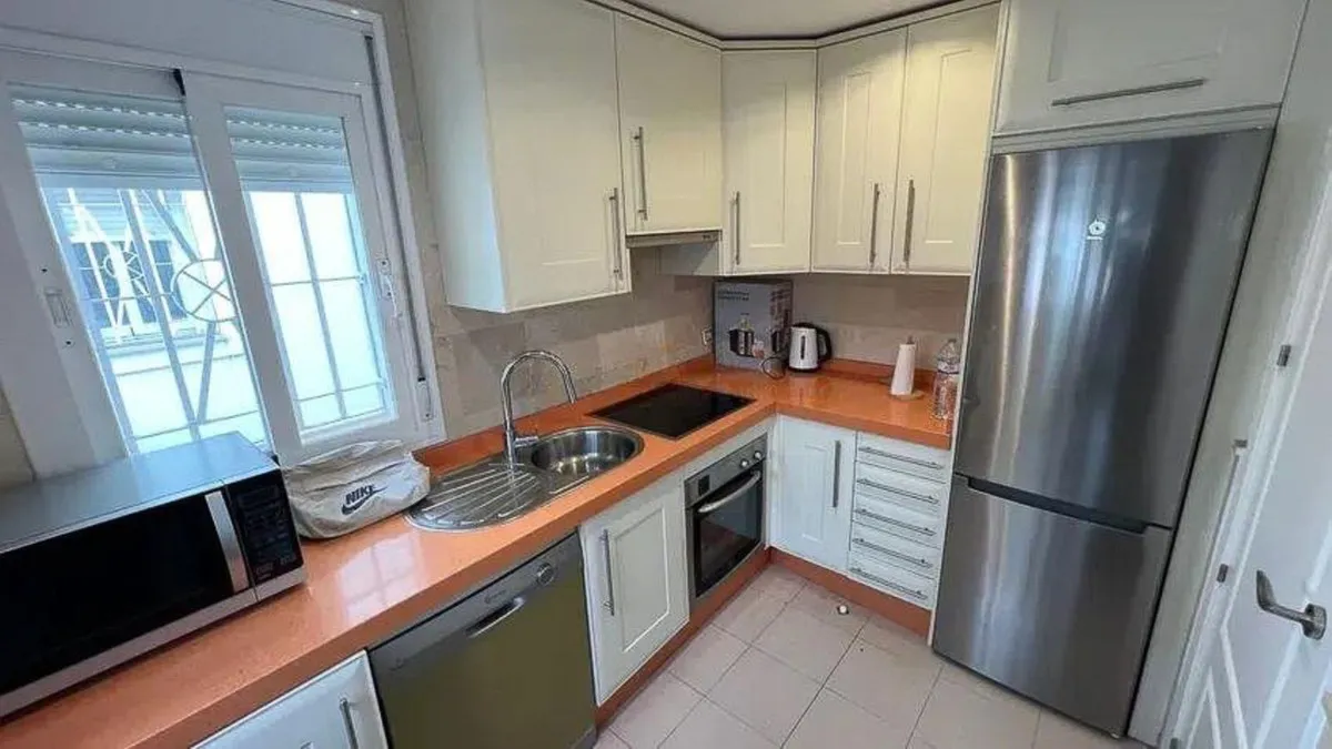 390bf71b-d011-4c00-bcde-a563f3262a38