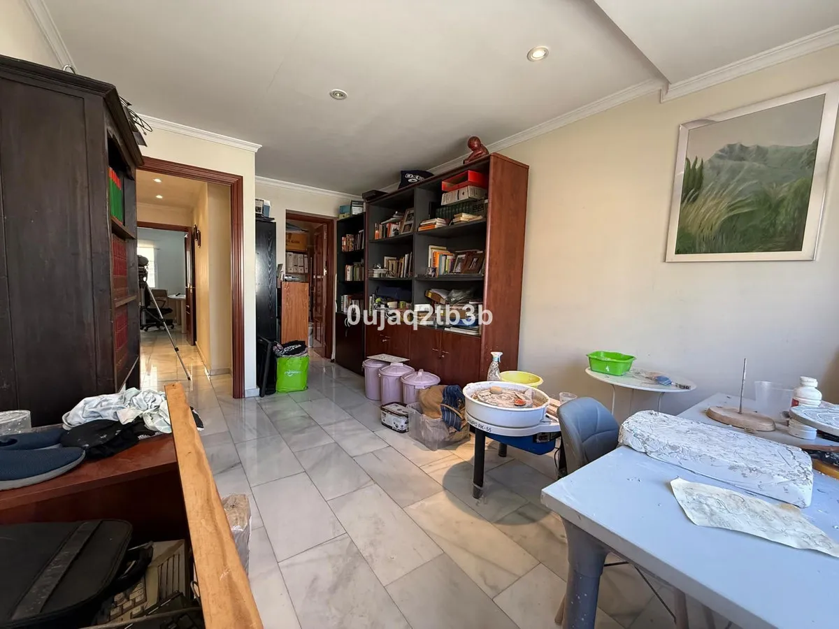 38858219-bc1e-4b03-aae5-f4b43349fd6b