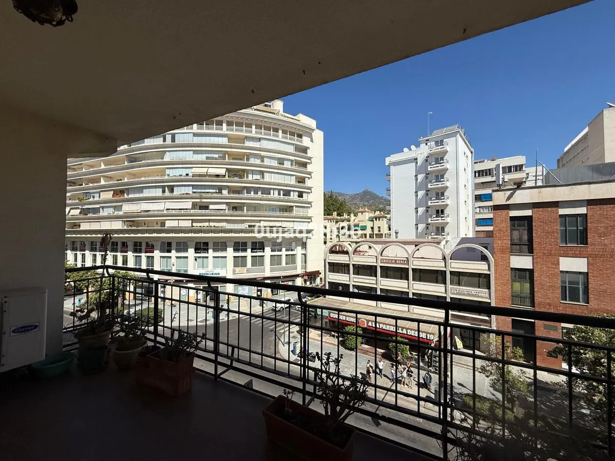 52c40411-9a51-47a7-ba31-072a0b3f24e4