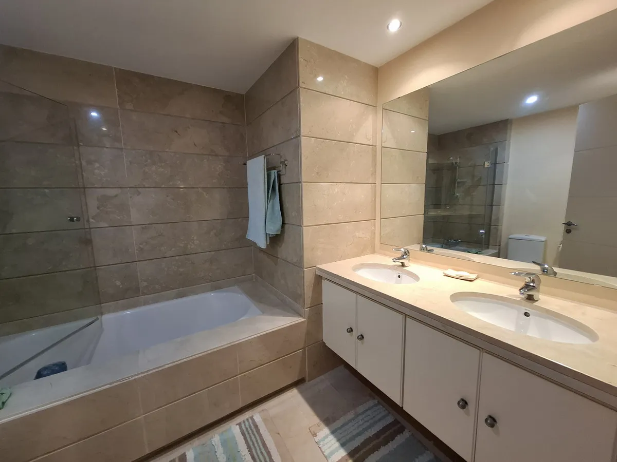 d27e1da6-525c-4351-b5dc-cc6c4bc17881