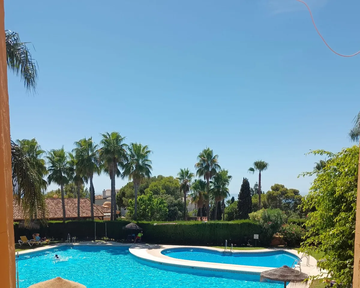 a02f4468-60ec-4798-bd5d-7347c806d25d