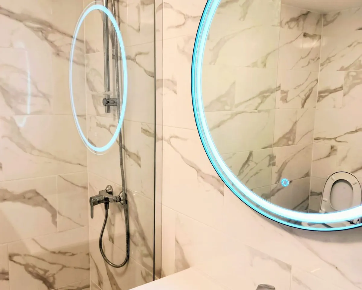 c772c9ca-f5de-4461-9149-d1a7967f7b78