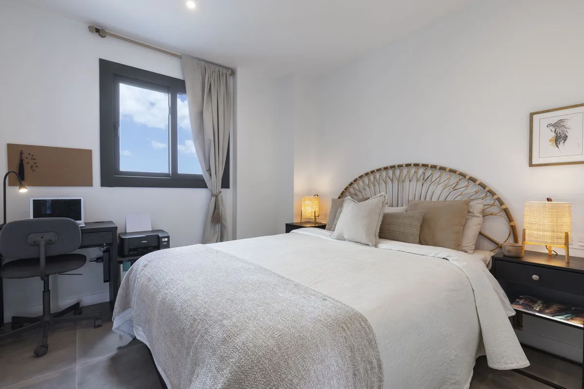 31756426-de78-4818-b274-4763023e6f02