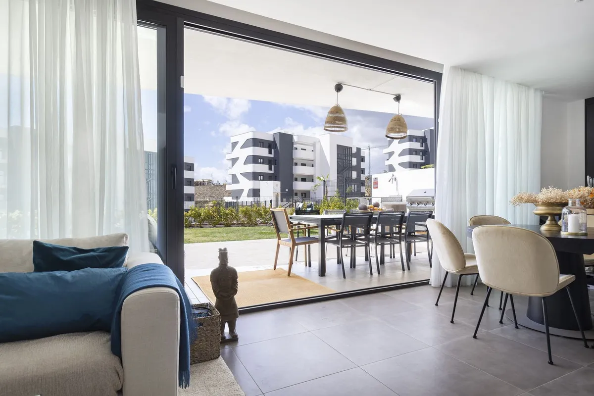 48855015-a776-4c16-9ce1-de7933971557