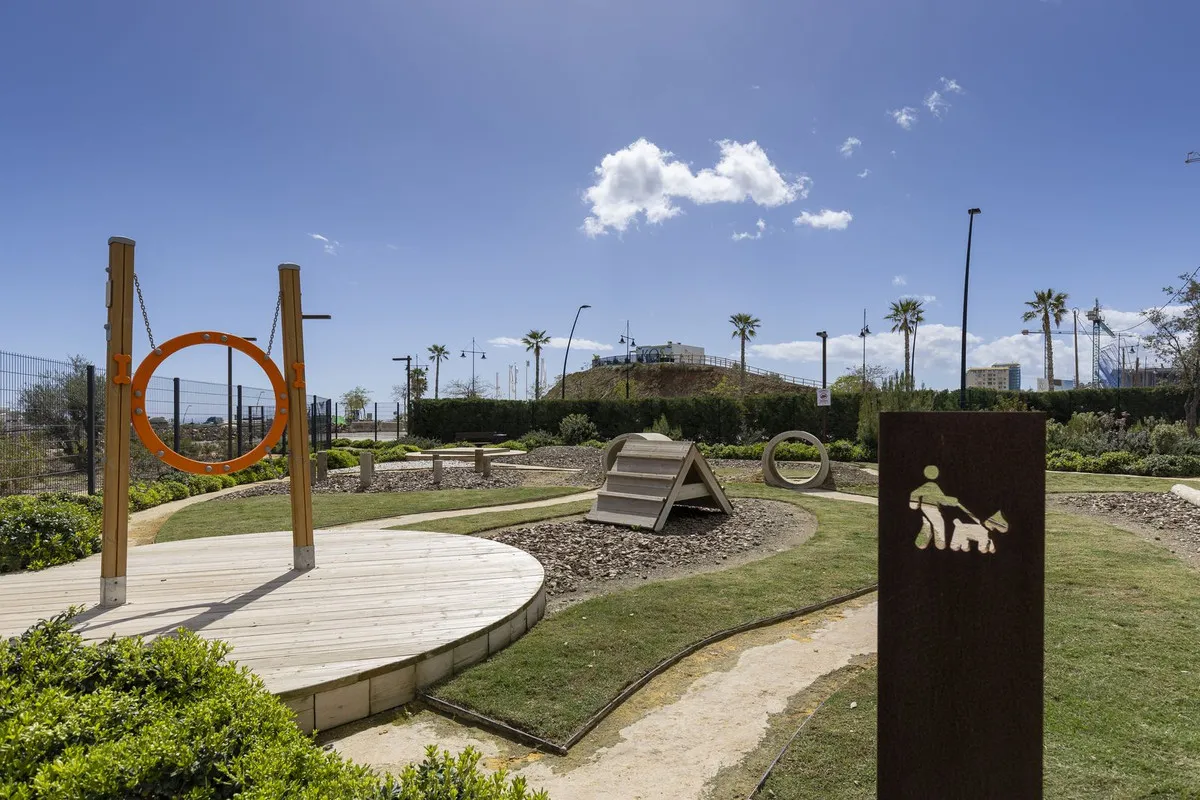 77e69ed7-0e9b-4f18-b9c3-eb18921de37e