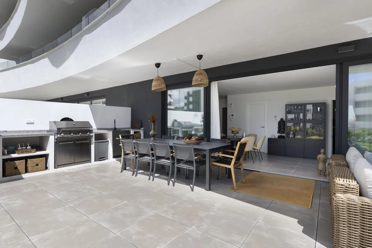 7b5dab63-df8f-42eb-a868-c85b620f1568