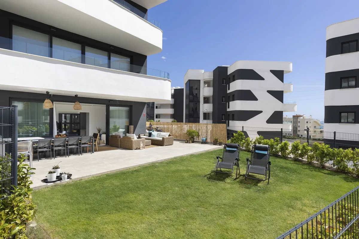 9a1b127f-b87f-43da-9b7c-c15d8720a6a9