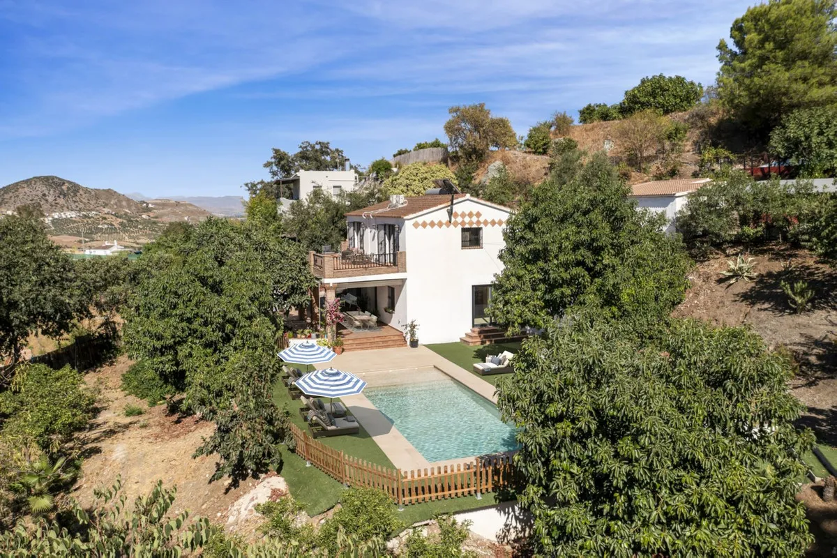 e67f80fa-3b95-4f3a-b504-8f277ba45e9f